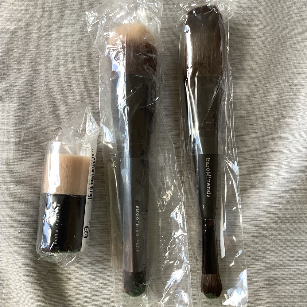 LOT of 3 bareMineral makeup Brushes